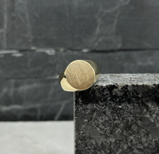 Round Signet Ring
