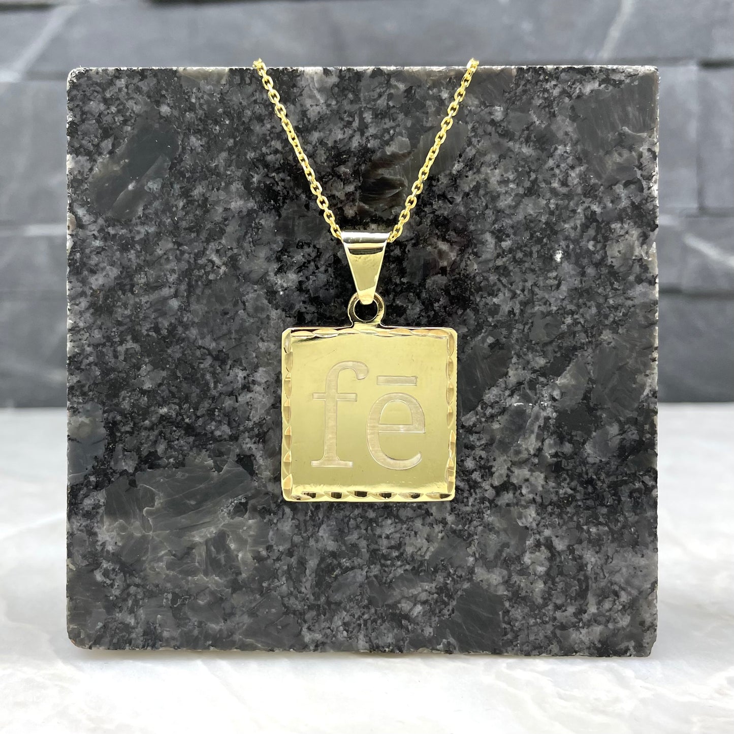 fē 14k Gold Pendant & Necklace